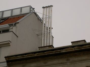 Wohnhaus - Kaminhochführungen mit Aufsätzen