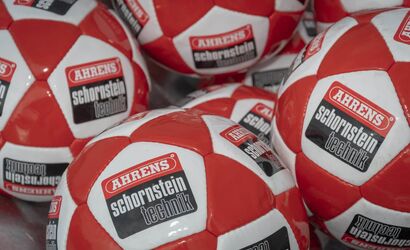 Übergabe Fahnenband