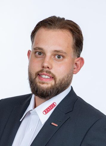 Daniel Gruber, Außendiensttechniker für Kaminsanierung