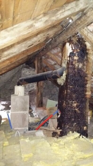 Brandgefahr durch Verpechung!