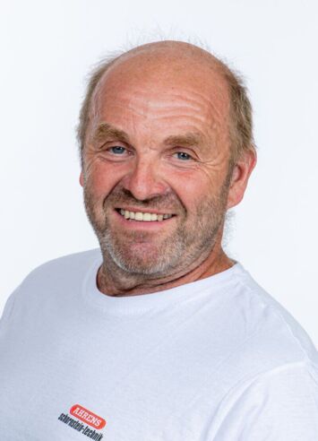 Robert Steiner, Spezialist für Kaminsanierung und Kaminneubau