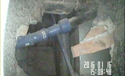 Stemm- und Installationsarbeiten im Bereich des Kamins