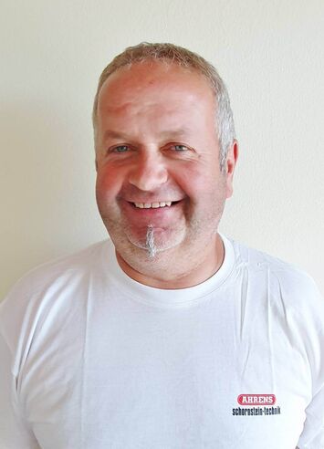 Eduard Hörhan, Spezialist für Kaminsanierung und Kaminneubau