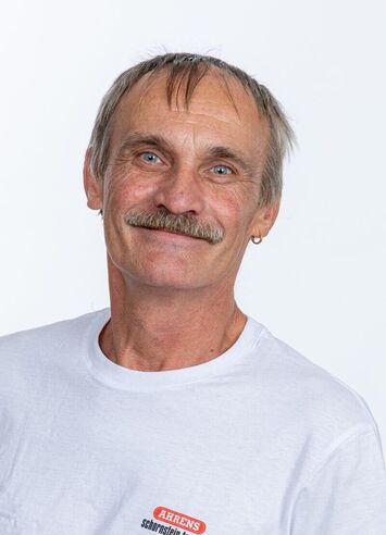 Engelbert Grubner, Spezialist für Kaminsanierung und Kaminneubau