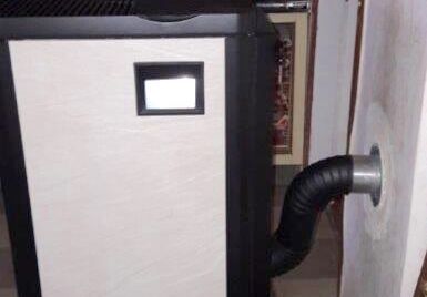 Die Sanierung von versotteten Kaminen sind unter anderem das tägliche Business von AHRENS.