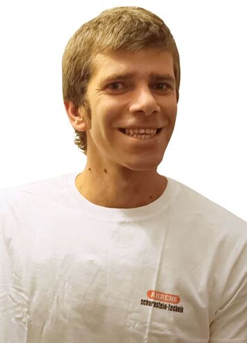 Florian Schneeberger, Spezialist für Kaminsanierung und Kaminneubau