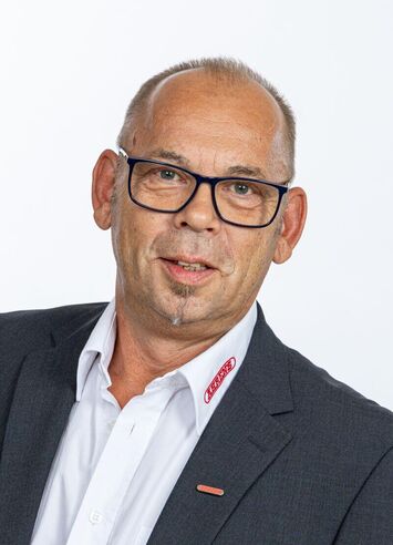 Josef Hödl, Außendiensttechniker für Kaminsanierung